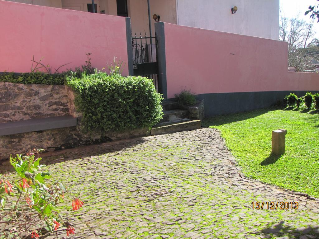 Casa Rosa Villa Camacha  Exteriör bild